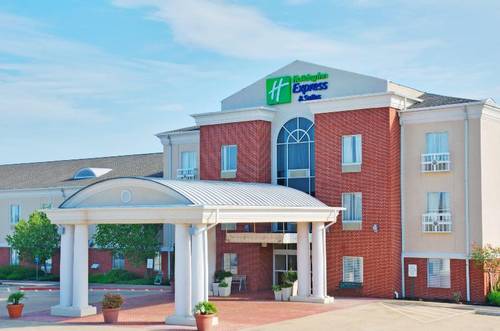 Holiday Inn Express and Suites Livingston