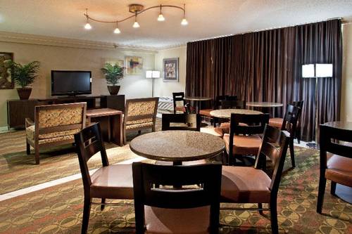 Crowne Plaza Columbus North Worthington