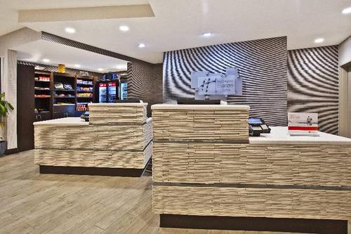 Holiday Inn Express and Suites Ann Arbor West
