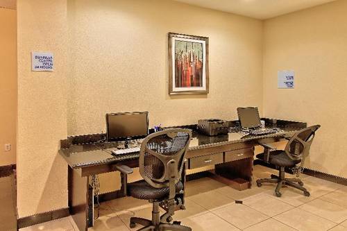 Holiday Inn Express and Suites Houston Dwtn Conv C