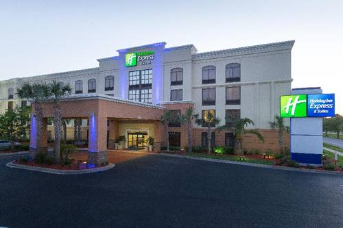 Holiday Inn Express and Sts Jacksonville Airport