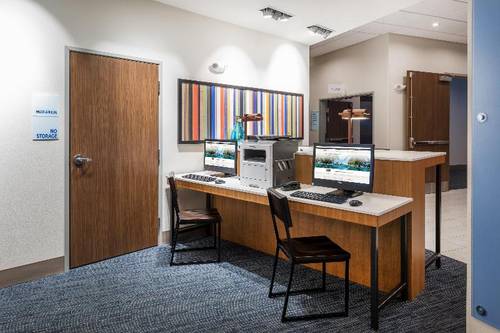 Holiday Inn Express & Suites St. Louis an IHG hote