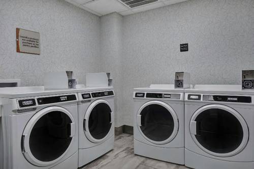 Homewood Suites by Hilton Savannah-North/Airport,