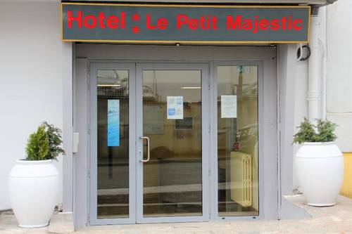 Le Petit Majestic