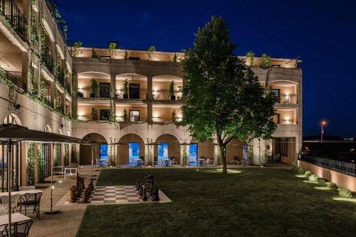 SOWELL COLLECTION Hotel du Roi & Spa