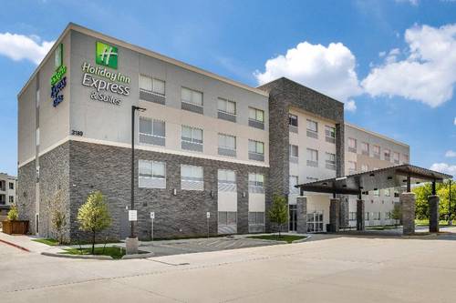 Holiday Inn Express & Suites Denton South