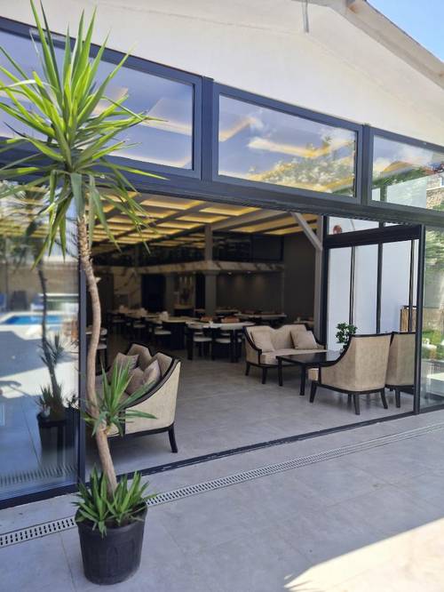 Vois Kemer Hotel