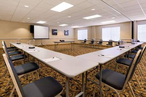 Country Inn & Suites By Radisson, Burlington