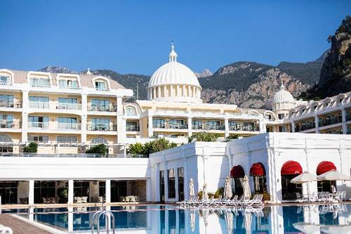 Juju Premier Palace