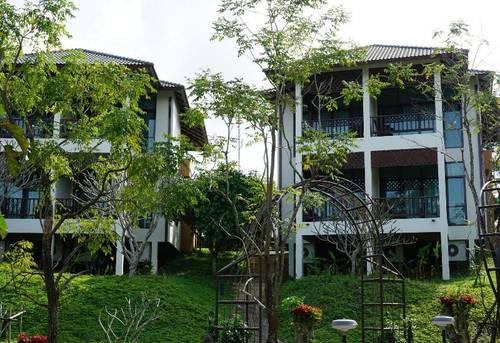 Bansaeo Garden And Resort