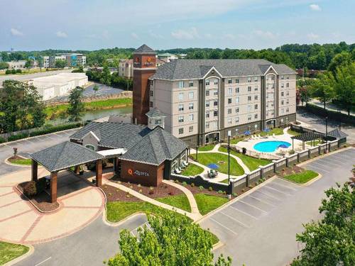 La Quinta Inn Suites Greensboro Nc