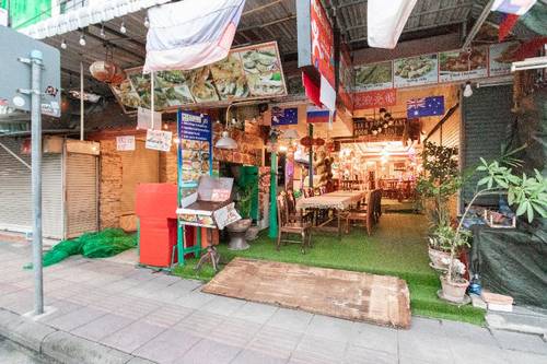 Vech Guesthouse Patong by ZUZU