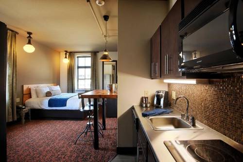 The Brewhouse Inn Suites