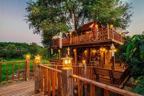 Honeyland Resort