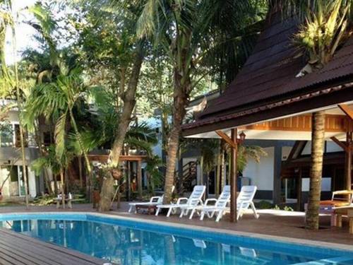Apple Beachfront Resort
