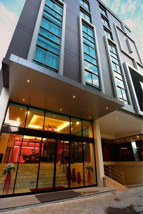 Buri Sriphu Hotel & Convention Centre