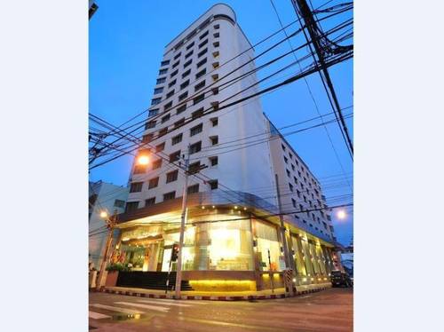 Mayflower Grande Hotel