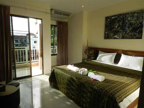 Lucky Patong Inn Hotel