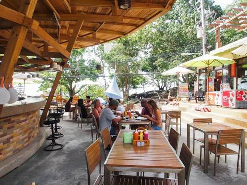 Green Bay Samed Resort