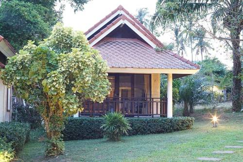 Aquavana Haad Rin Resort