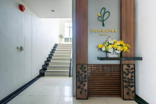 Panwalee Hotel by ZUZU