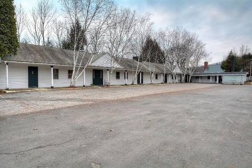 Colonial Motel And Spa