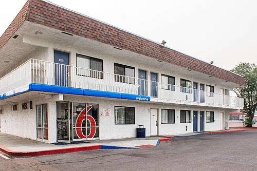 Motel 6 Kalispell