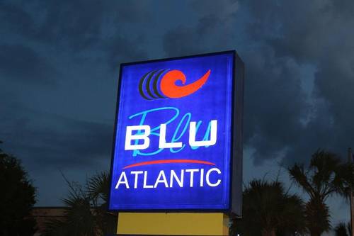 Blu Atlantic Oceanfront Hotel Suites