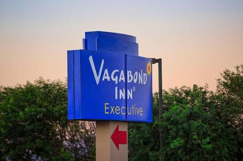 Vagabond Inn Executive Green Valley