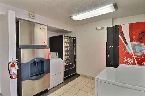Motel 6 Nashua