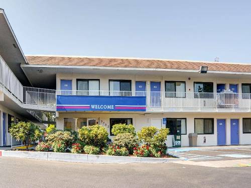 Motel 6 Eugene North Springfield