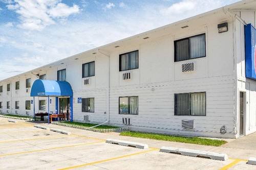 Motel 6 Duluth