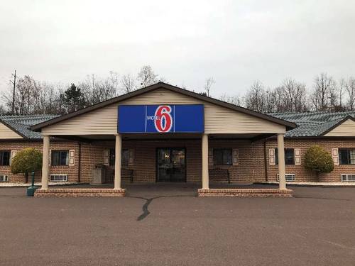 Motel 6 Bloomsburg, PA