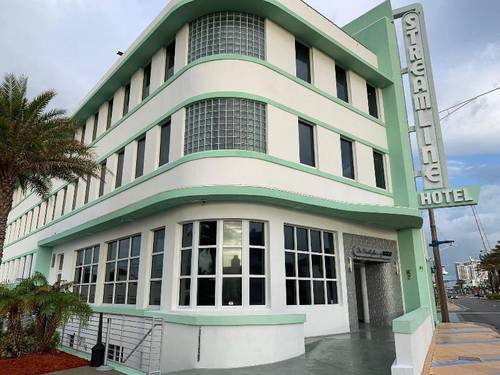 Streamline Hotel