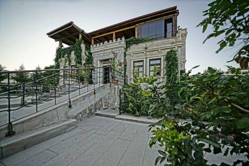 Alaturca House