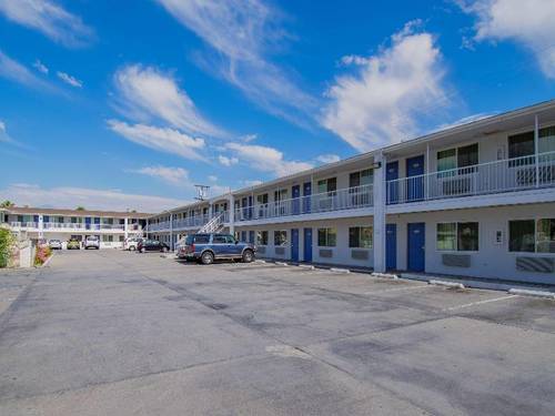 Motel 6 San Bernardino, CA - Downtown
