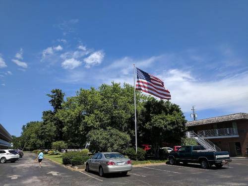 South Shore Inn