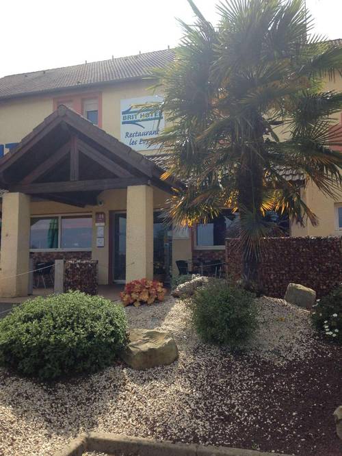 Brit Hotel Les Evens
