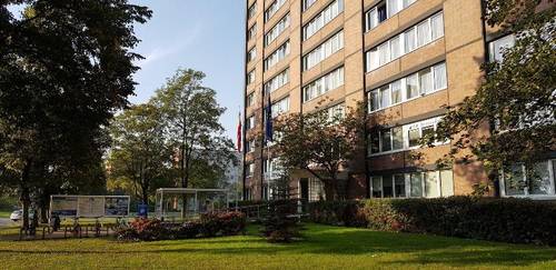 Ga Stehaus La Tten Klein