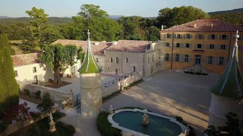 Chateau de Fonscolombe