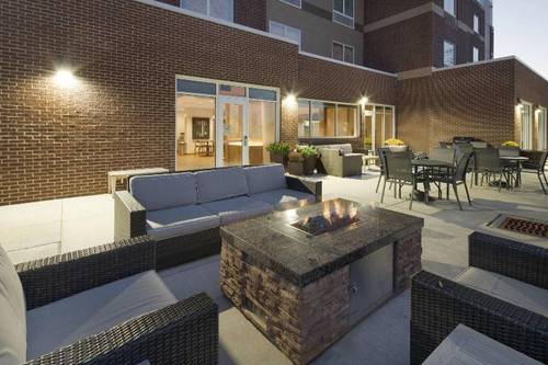Fairfield Inn & Suites by Marriott Columbus New Al