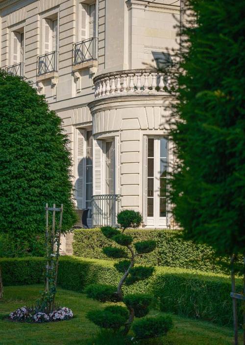Chateau De Rochecotte