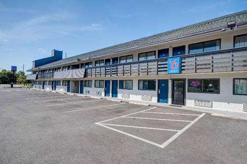 Motel 6 Columbus, OH - OSU
