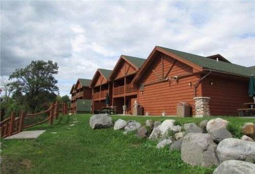 Oveson Pelican Lake Resort And Inn