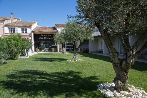 Hotel Restaurant Le Domaine Des Oliviers