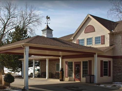 Boarders Inn & Suites by Cobblestone Hotels – Wa