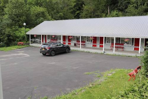 Reynolds House Inn & Motel