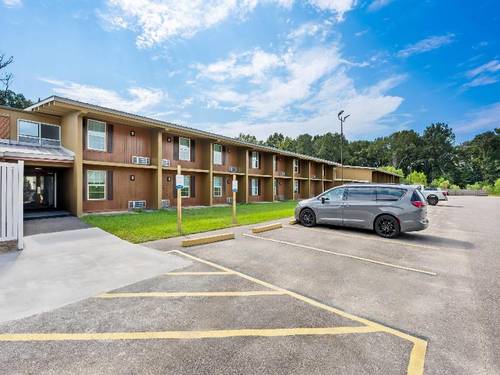 Econo Lodge Montgomery South I-65