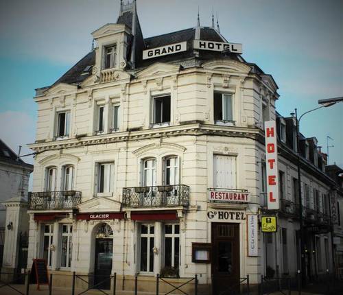Logis Hôtel le Grand Hôtel