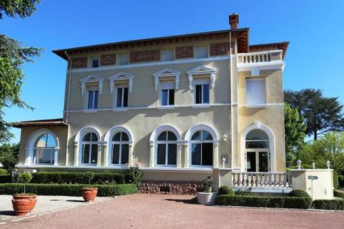 Logis Le Chateau Blanchard